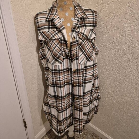 Like New Plaid Shacket Button Up Vest - Picture 1 of 4